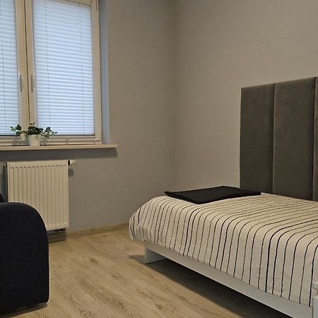 Jedenastka Apartment Plock Bagian luar foto
