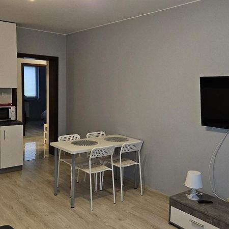 Jedenastka Apartment Plock Bagian luar foto