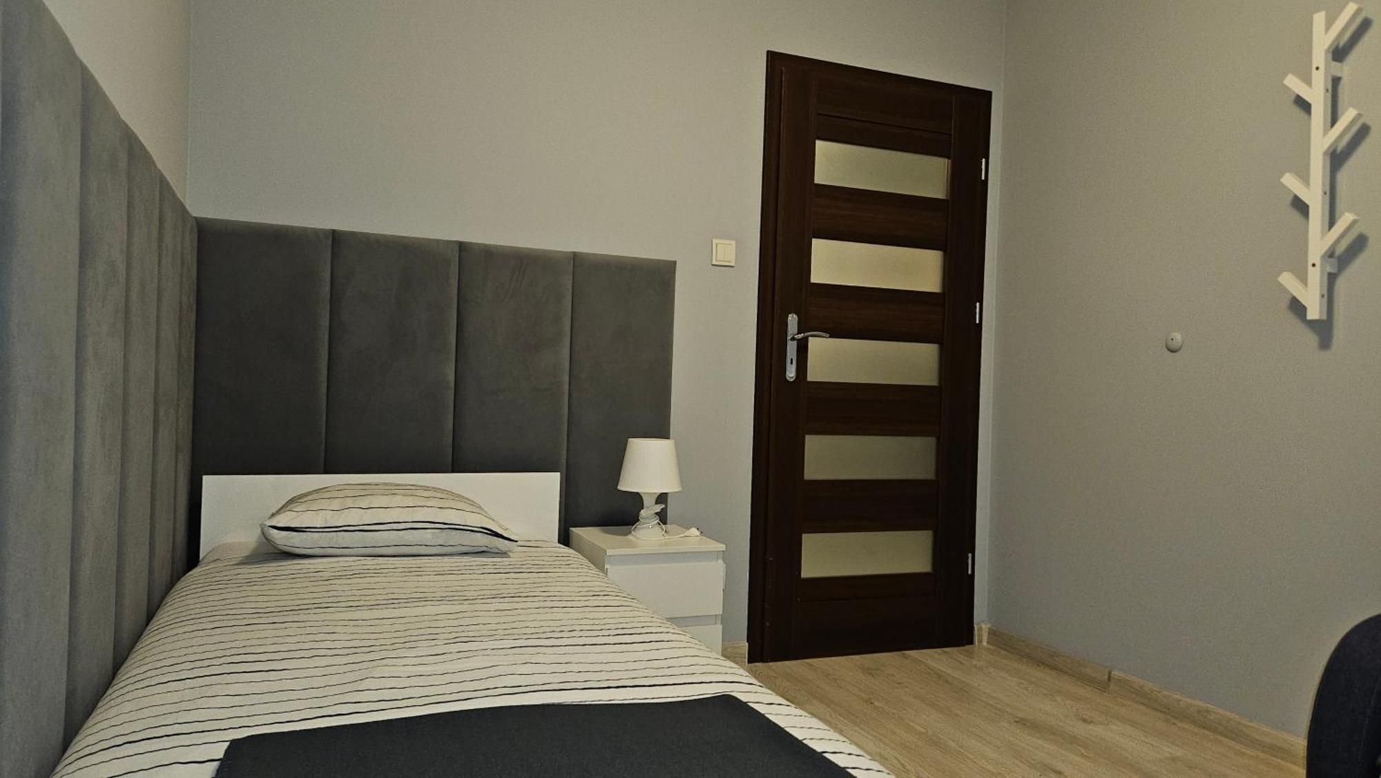 Jedenastka Apartment Plock Bagian luar foto